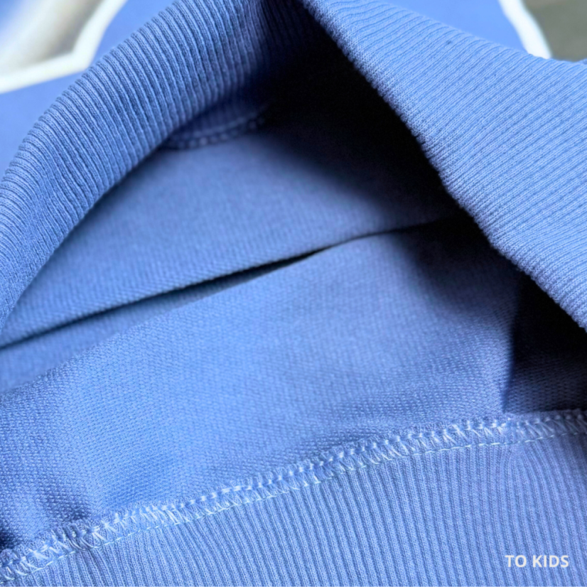 Chlapecká souprava 23