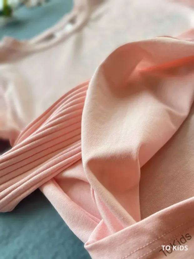 Dívčí triko Pink - Velikost: 122/ 7 let